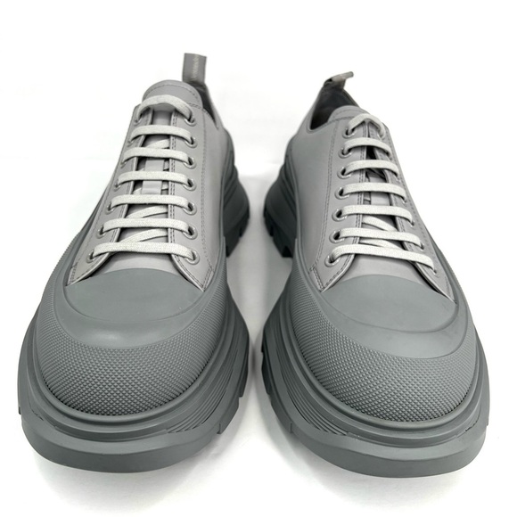 Alexander McQueen Men's Tread Slick Gray Low-Top Sneakers Size EU 49 - US 16 - Picture 3 of 10